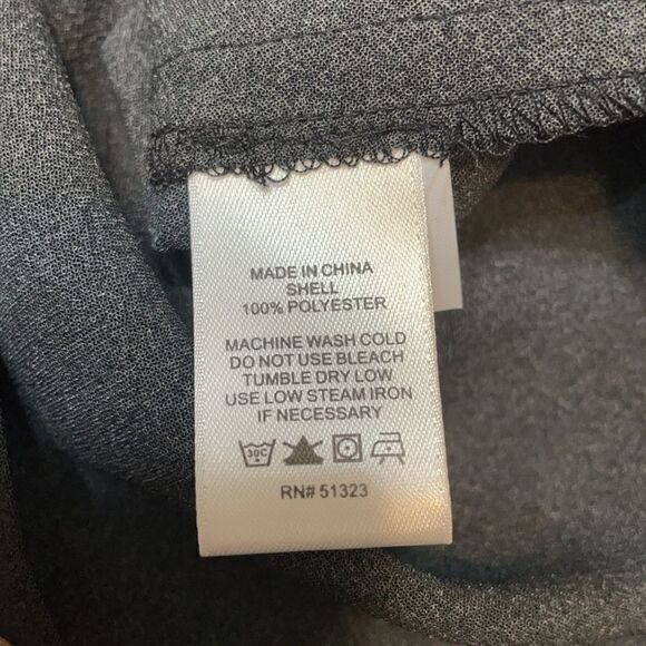 1. STATE | floral top v-neck top - Picture 8 of 8